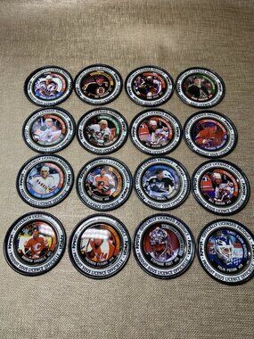Lot of 16 Vintage NHL Katch Hockey Discs Irwin Lindros Bourque Fleury Kariya